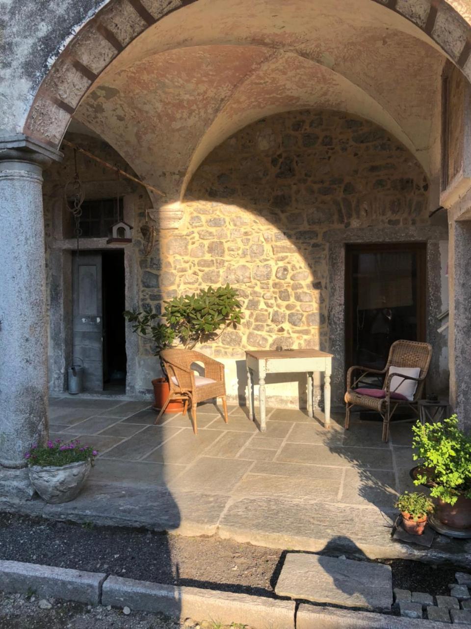 Cá del Mecolo Lago di Como Castiglione dʼIntelvi Exterior foto