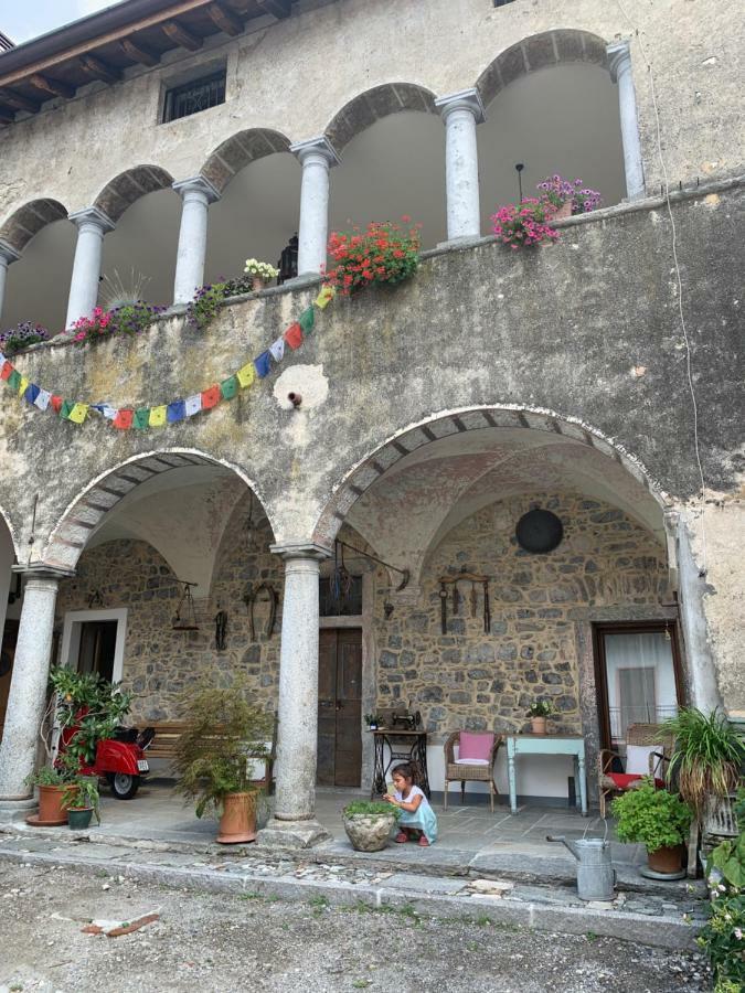 Cá del Mecolo Lago di Como Castiglione dʼIntelvi Exterior foto